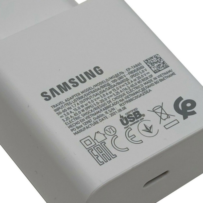 NCC 2.5D High Definition Tempered Glass Screen Protector for Apple iPhone 15 Pro Max